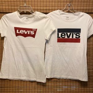 Levi’s t-shirts. Women’s size small, color white.